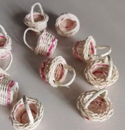 Two-tone Miniature Basket - 1:6 Scale
