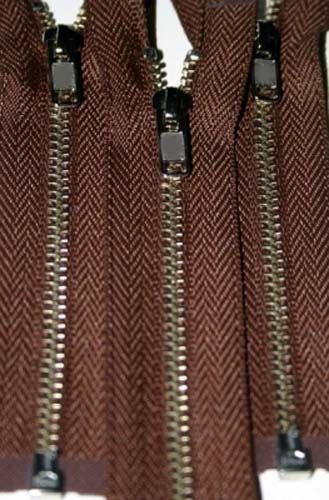 4 1/2" Chocolate Brown Separating Zipper