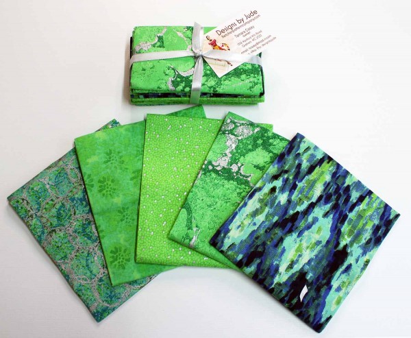 Green Fat Quarter Fabric Bundle - 5 Prints