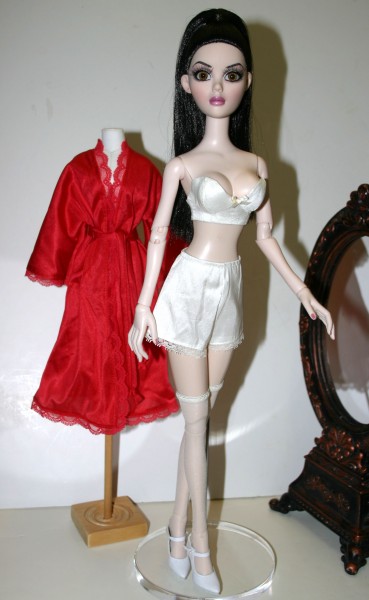 Lingerie & Robe Doll Clothes Sewing Pattern for 18.25" Evangeline Ghastly