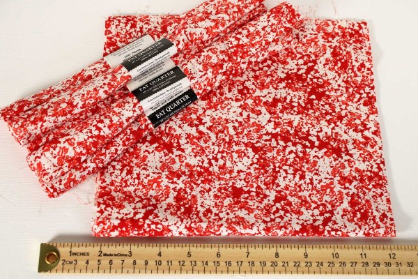 Red Splash Cotton Fat Quarter, 18" x 22"