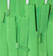 4 1/2" Spring Green Zipper