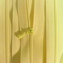 4 1/2" Pale Yellow Zipper